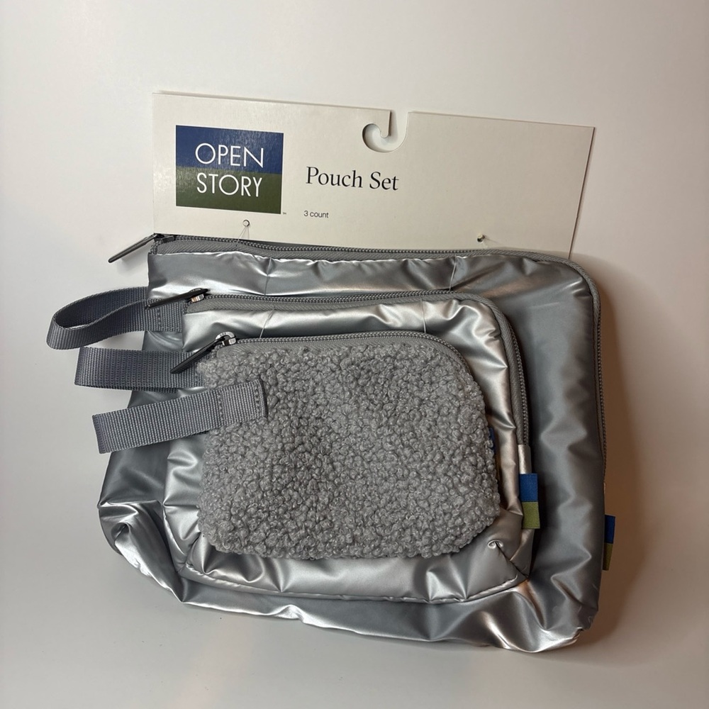 Open Story Silver Pouch Set